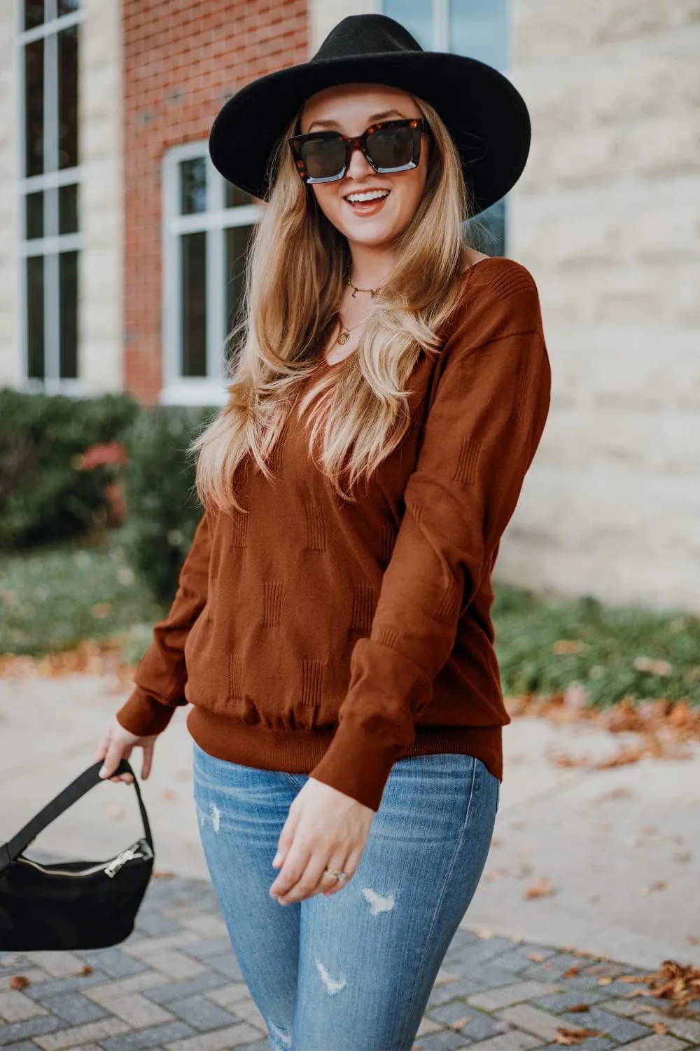 Arach&Cloz Women's Soft V Neck Long Sleeve Casual Loose Fit Sweater Tops