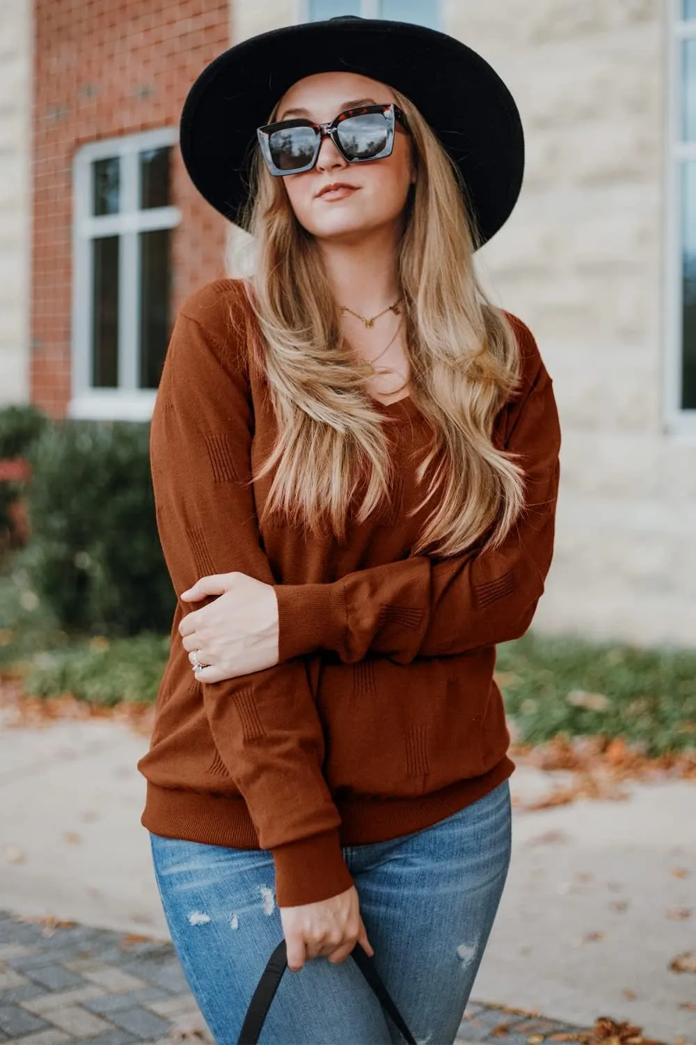 Arach&Cloz Women's Soft V Neck Long Sleeve Casual Loose Fit Sweater Tops